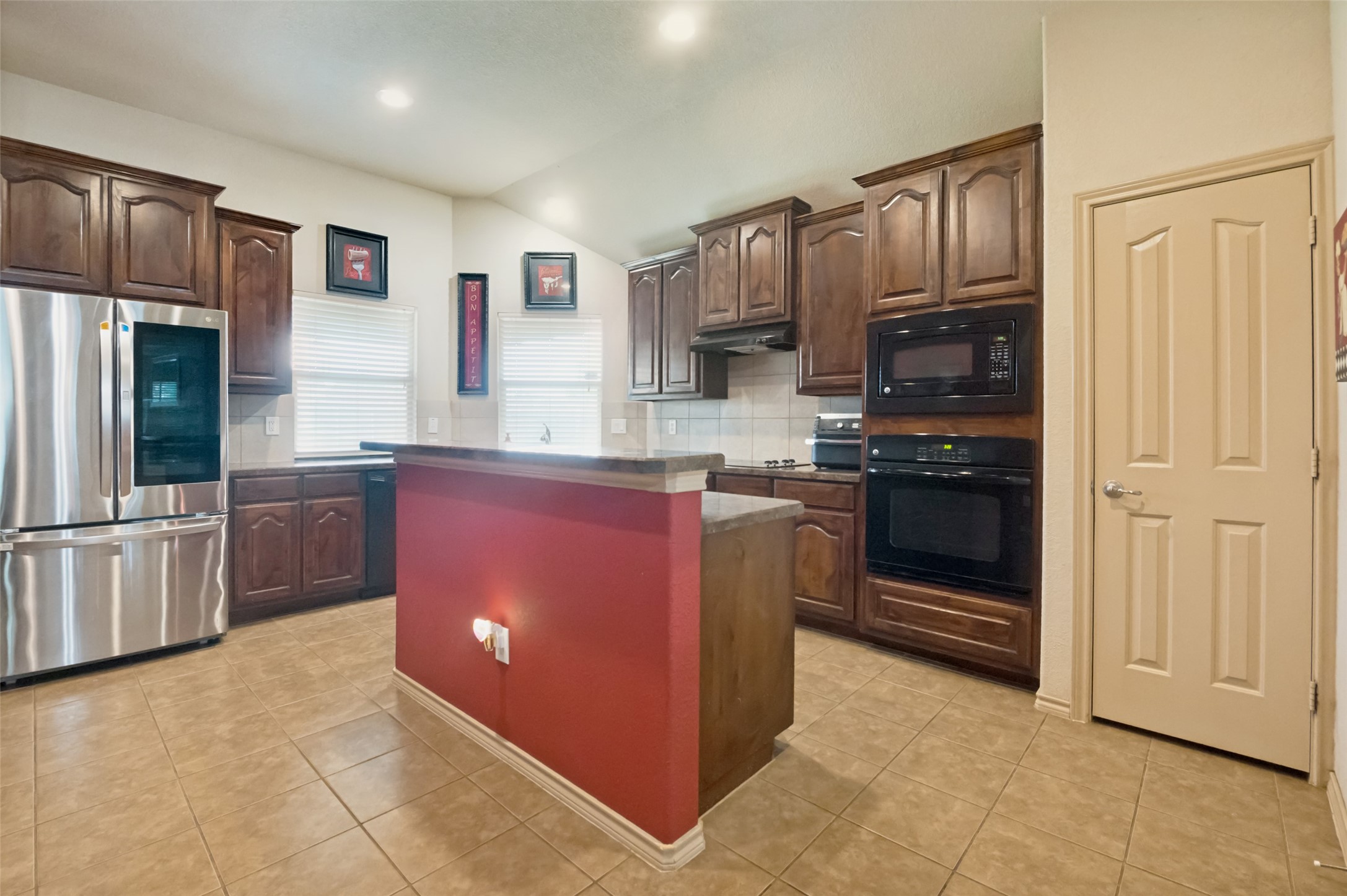 5836 Summerwood Drive Grand Prairie TX 75052