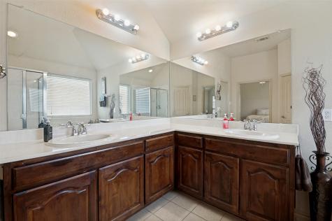 5836 Summerwood Drive Grand Prairie TX 75052