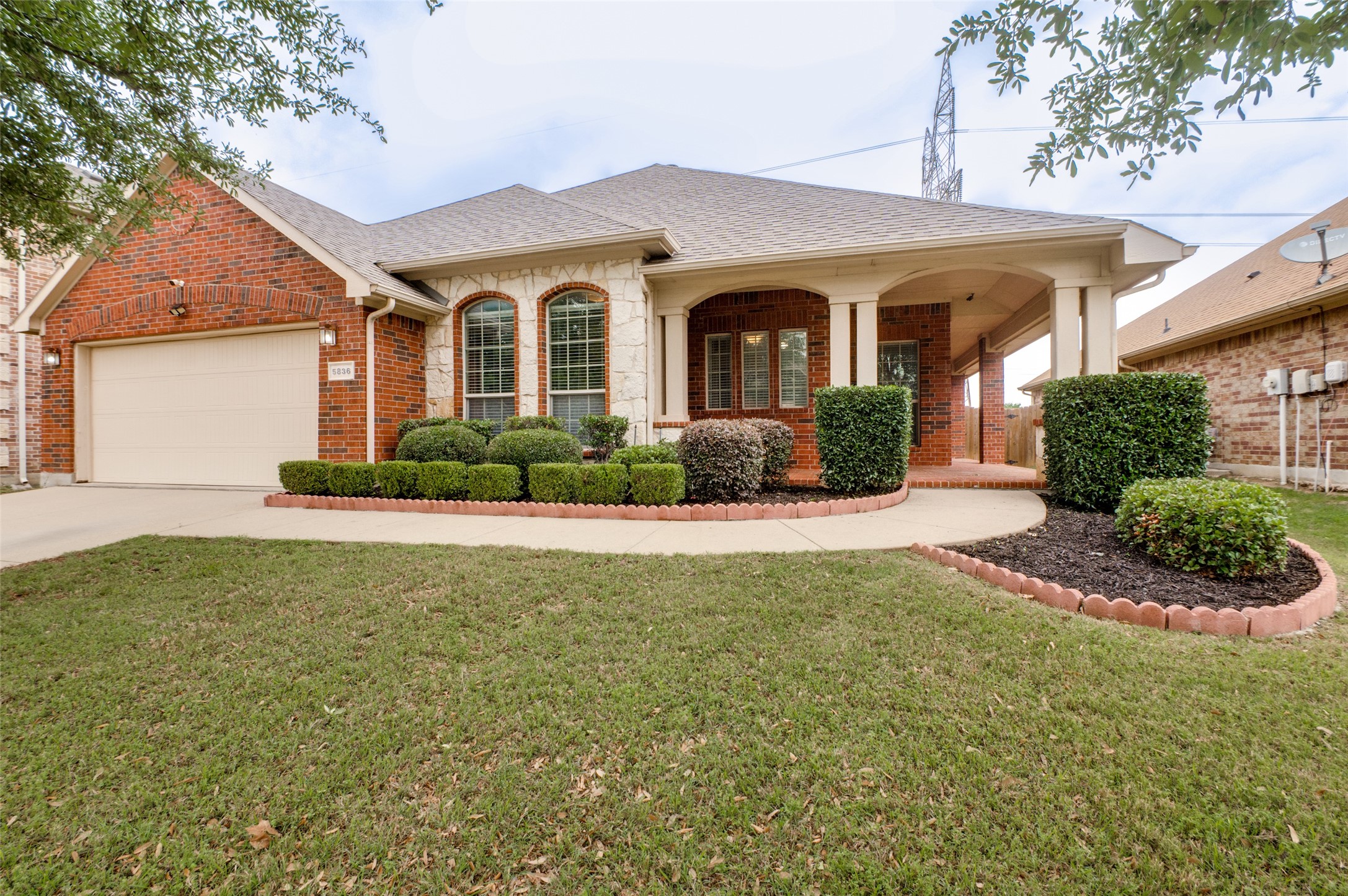 5836 Summerwood Drive Grand Prairie TX 75052