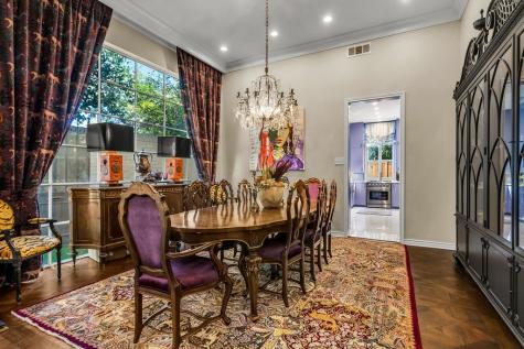 3802 S Versailles Avenue Dallas TX 75209