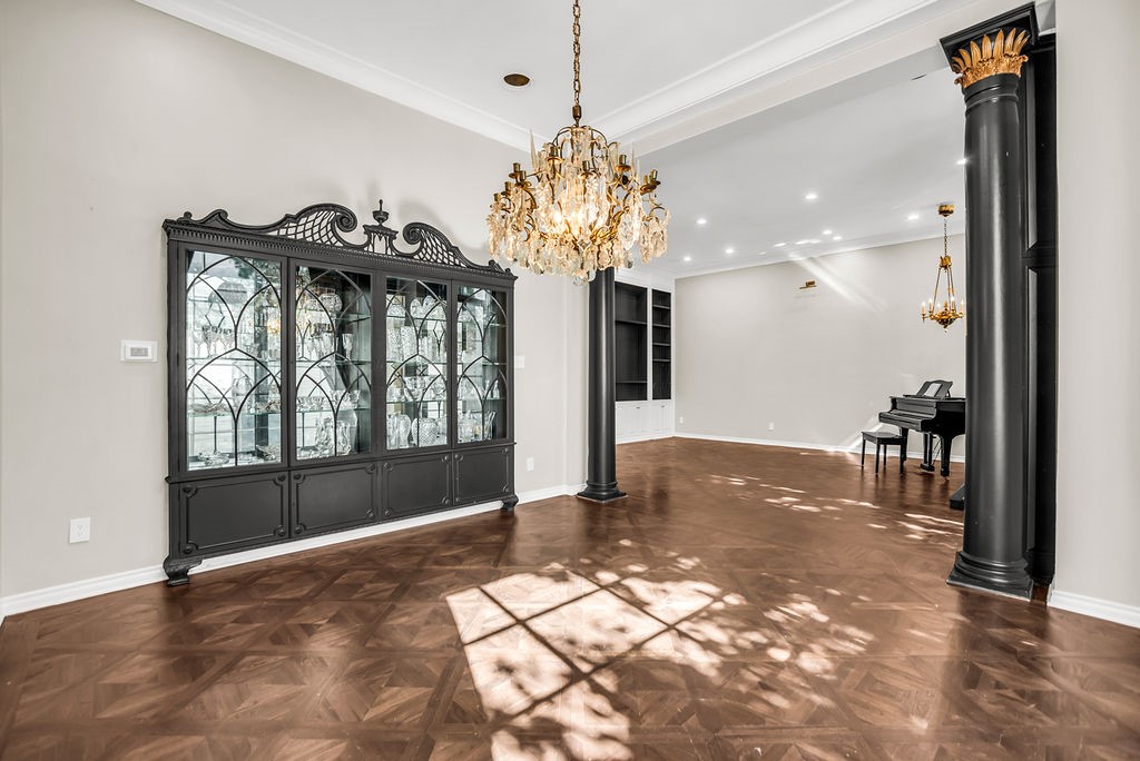 3802 S Versailles Avenue Dallas TX 75209