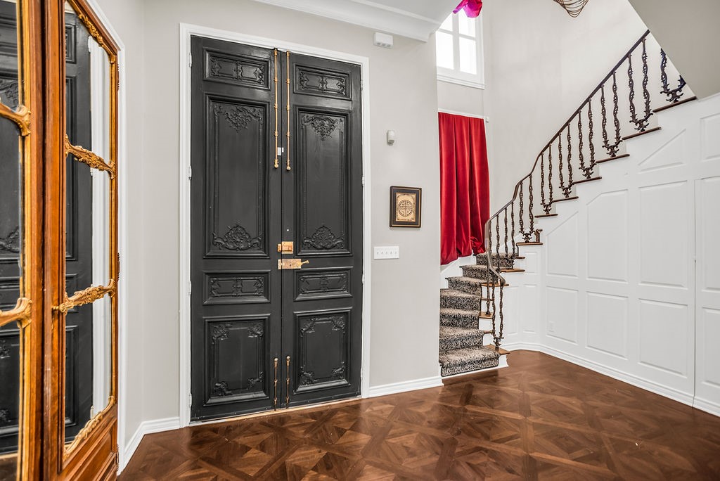 3802 S Versailles Avenue Dallas TX 75209