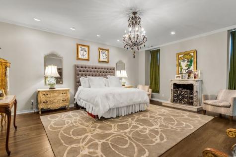 3802 S Versailles Avenue Dallas TX 75209