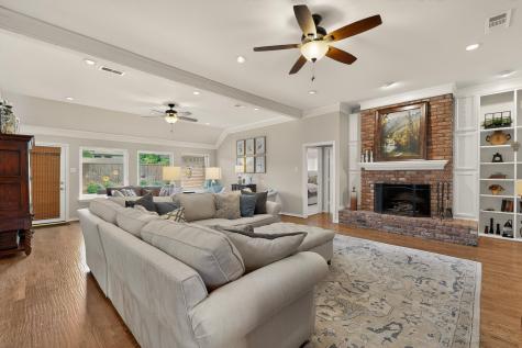 6917 Truxton Drive Dallas TX 75231