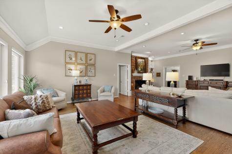6917 Truxton Drive Dallas TX 75231