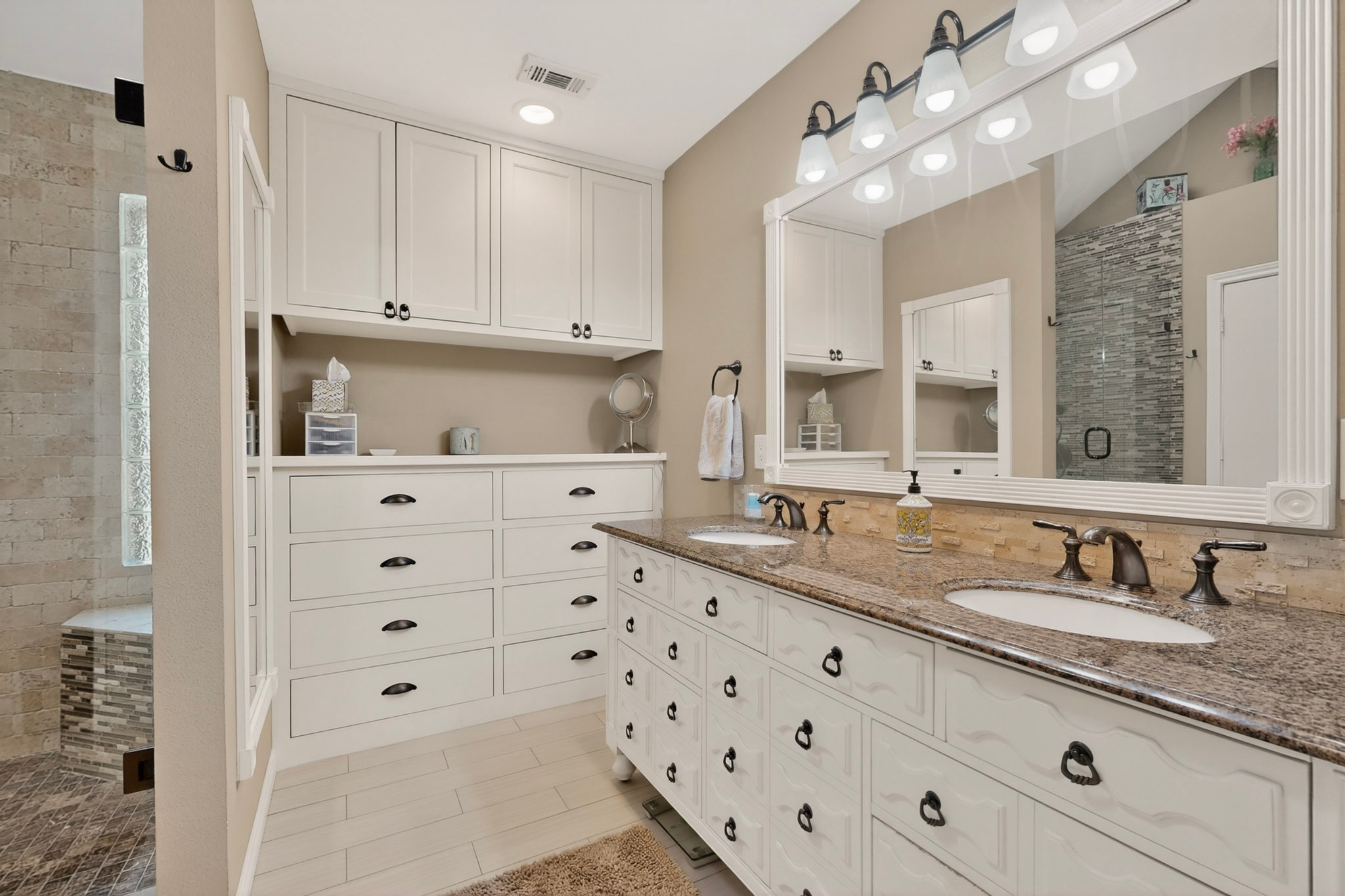 6917 Truxton Drive Dallas TX 75231