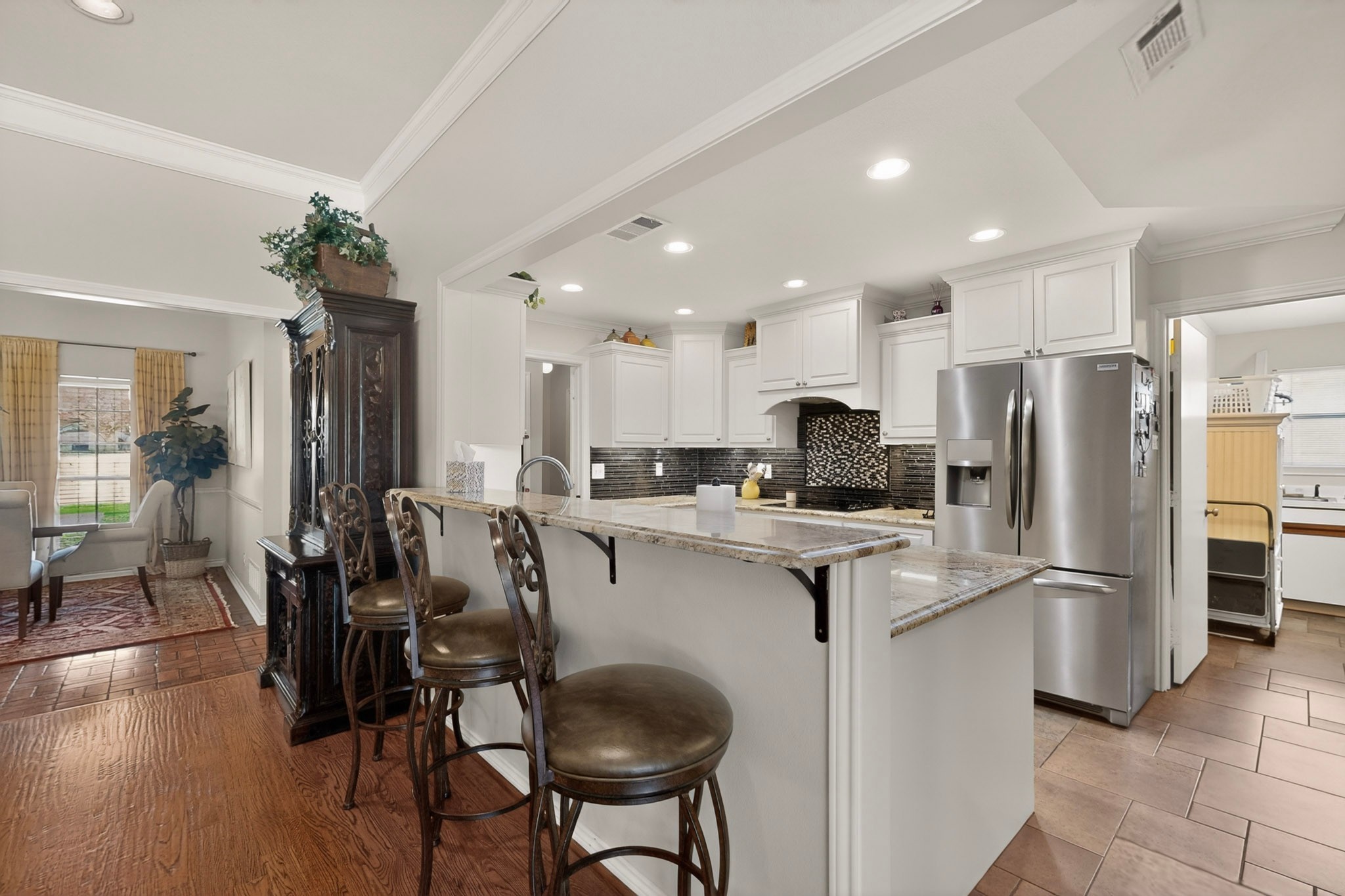 6917 Truxton Drive Dallas TX 75231
