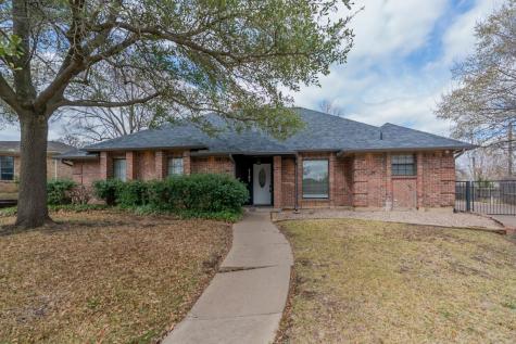 5103 Wind Rock Court Arlington TX 76017