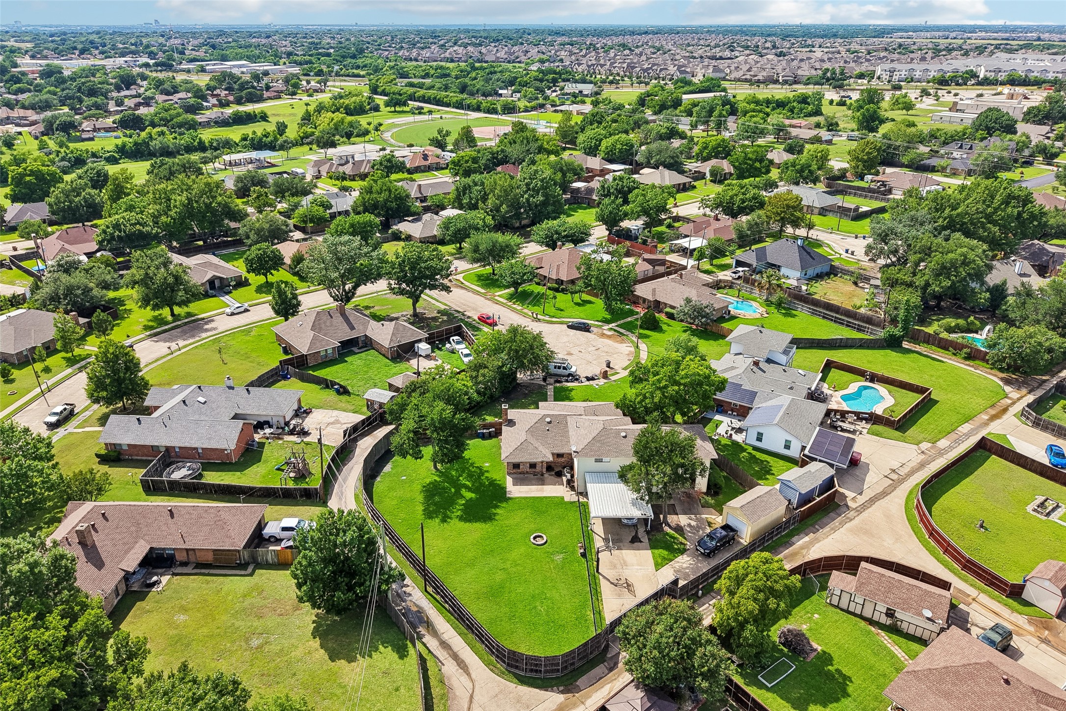 4516 Parkdale Circle Sachse TX 75048