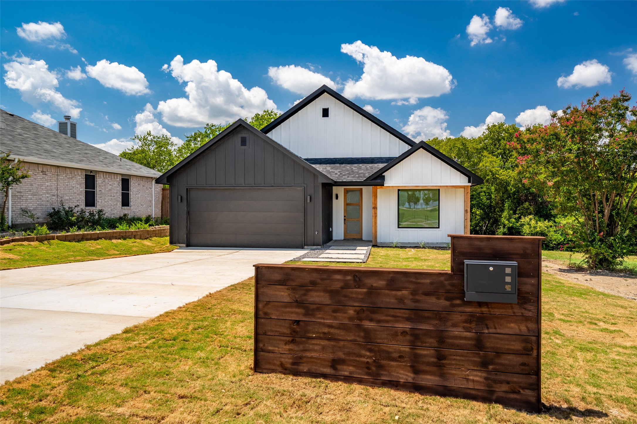 1017 Cedarcrest Drive Mesquite TX 75149