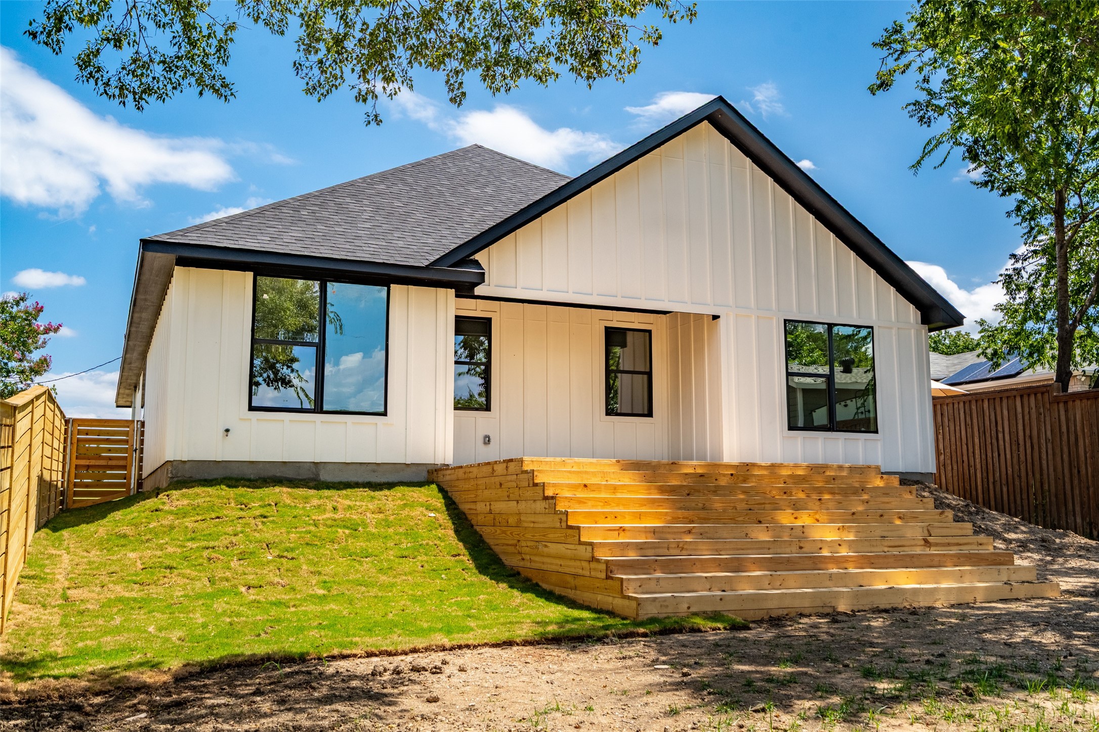 1017 Cedarcrest Drive Mesquite TX 75149