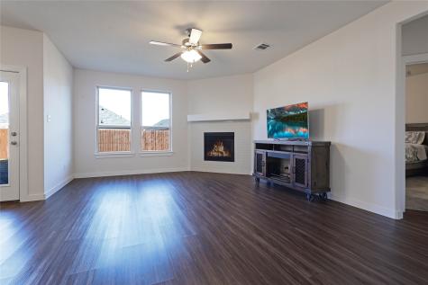 512 Mccoy Drive Van Alstyne TX 75495