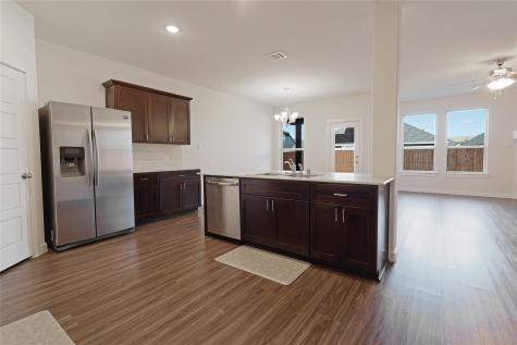512 Mccoy Drive Van Alstyne TX 75495