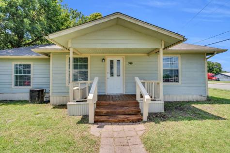 700 Ellis Street Waxahachie TX 75165