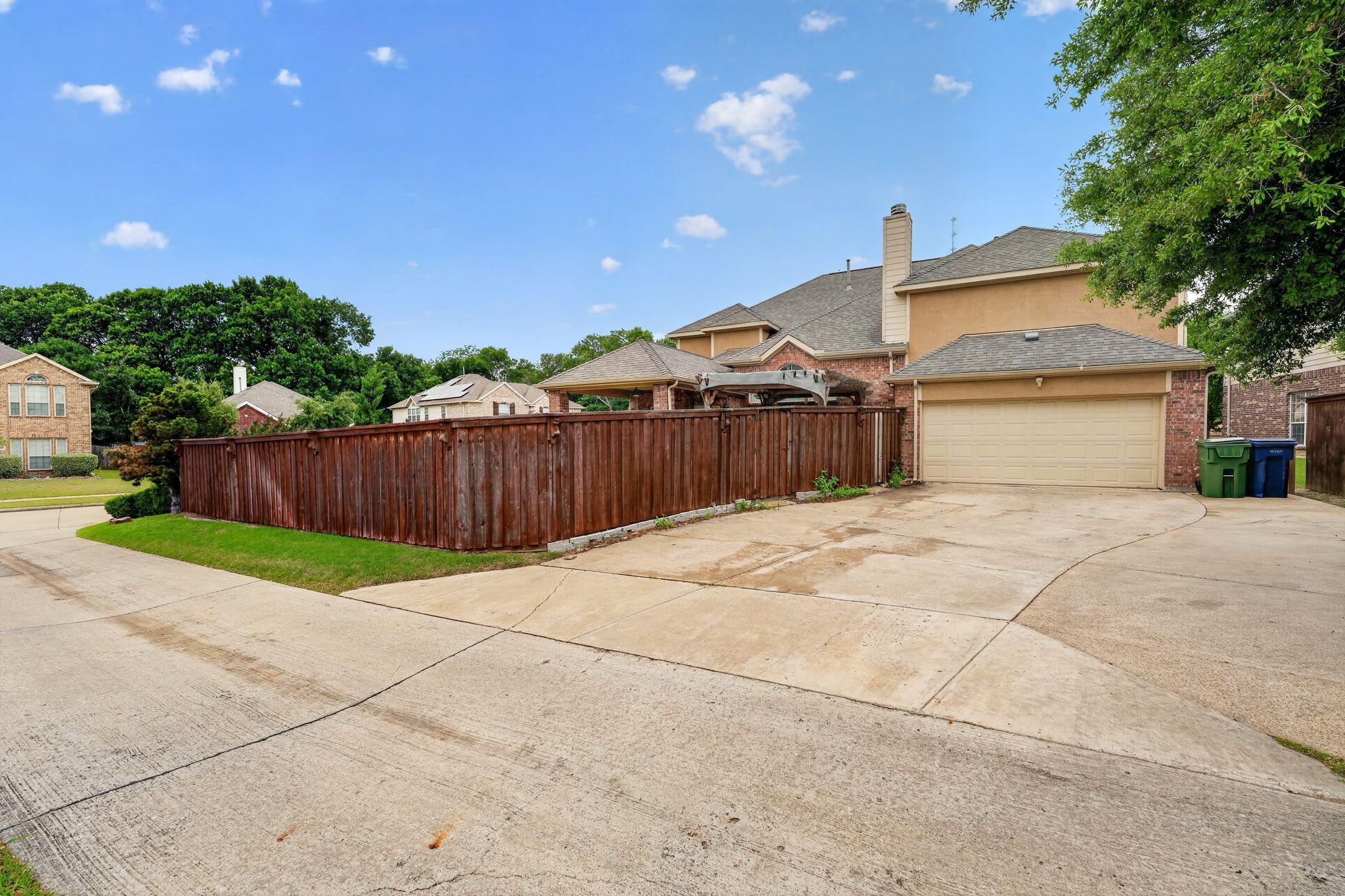 802 Myers Meadow Drive Garland TX 75043