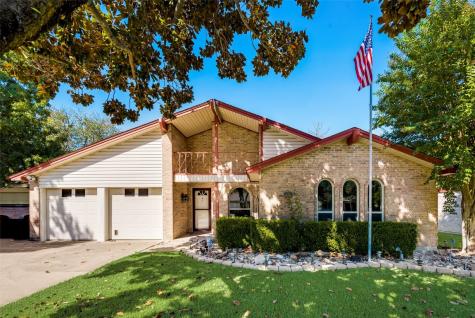 1005 Holly Hill Court Arlington TX 76014