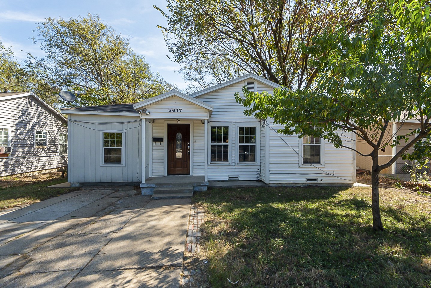 3617 Stanley Avenue Fort Worth TX 76110
