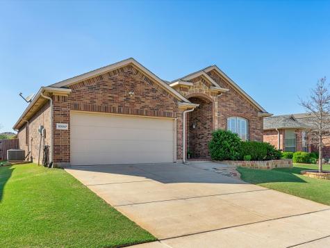 10857 Irish Glen Trail Fort Worth TX 76052