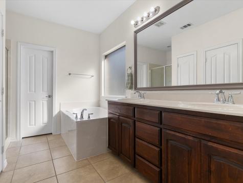 10857 Irish Glen Trail Fort Worth TX 76052