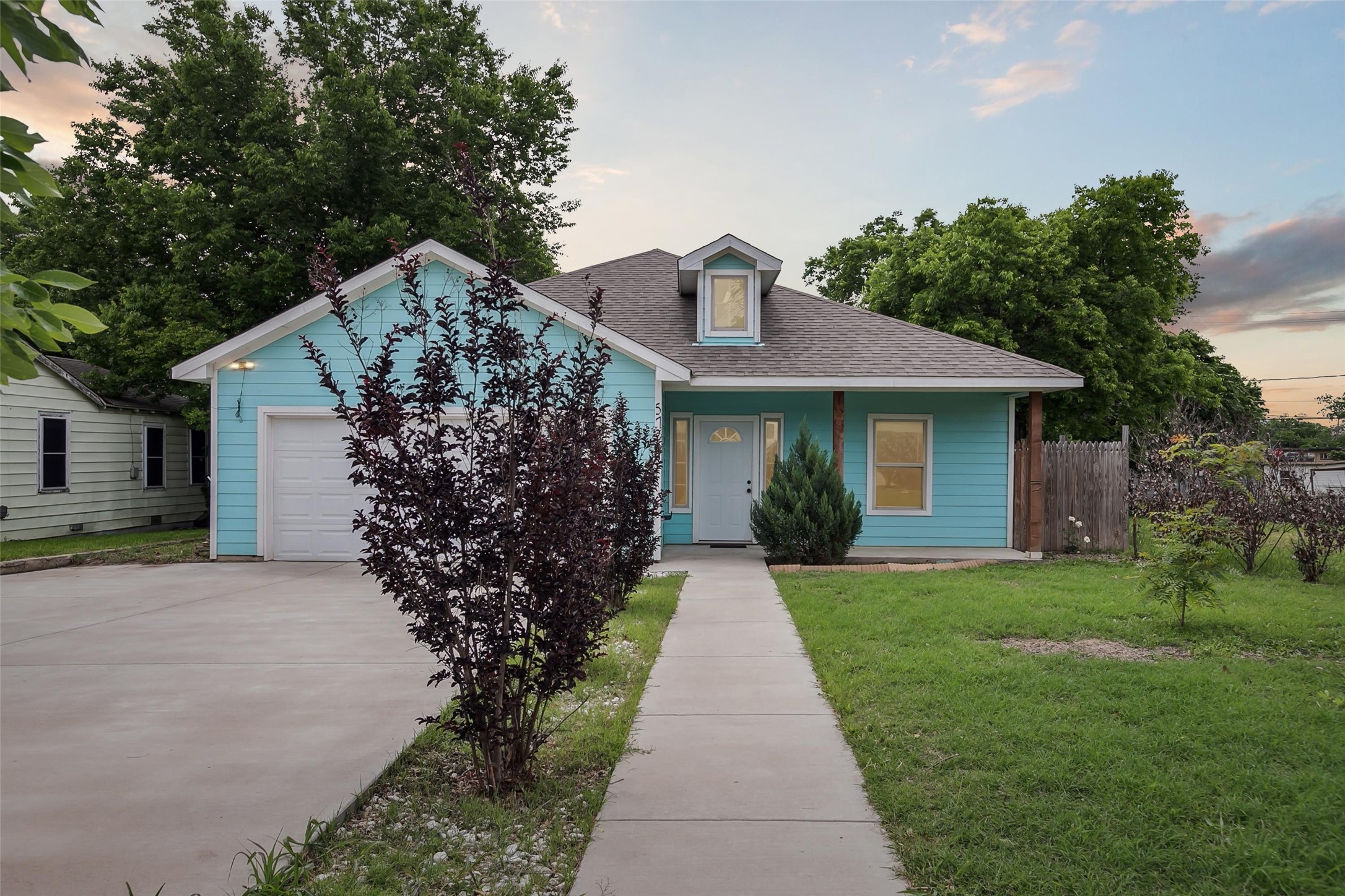 5729 Humbert Avenue Fort Worth TX 76107