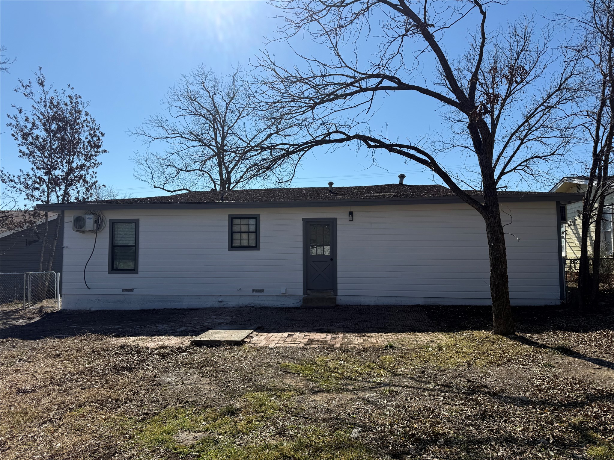 1114 W Mesquite Street Coleman TX 76834