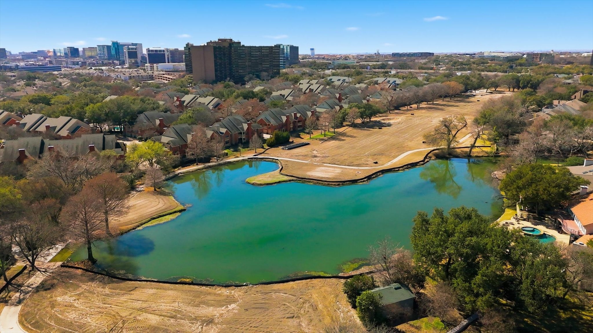 5806 Bent Trail Dallas TX 75248