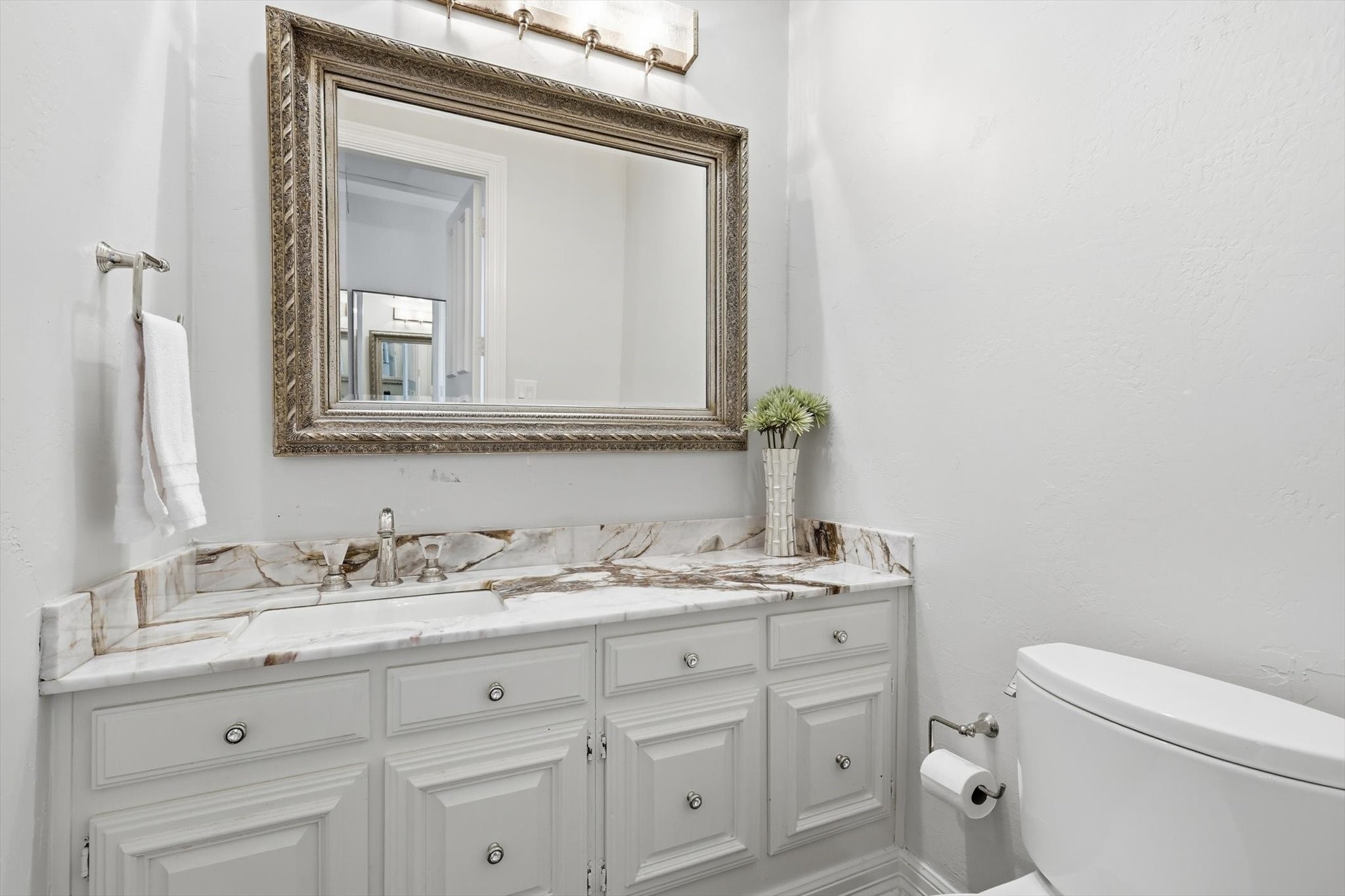 5806 Bent Trail Dallas TX 75248