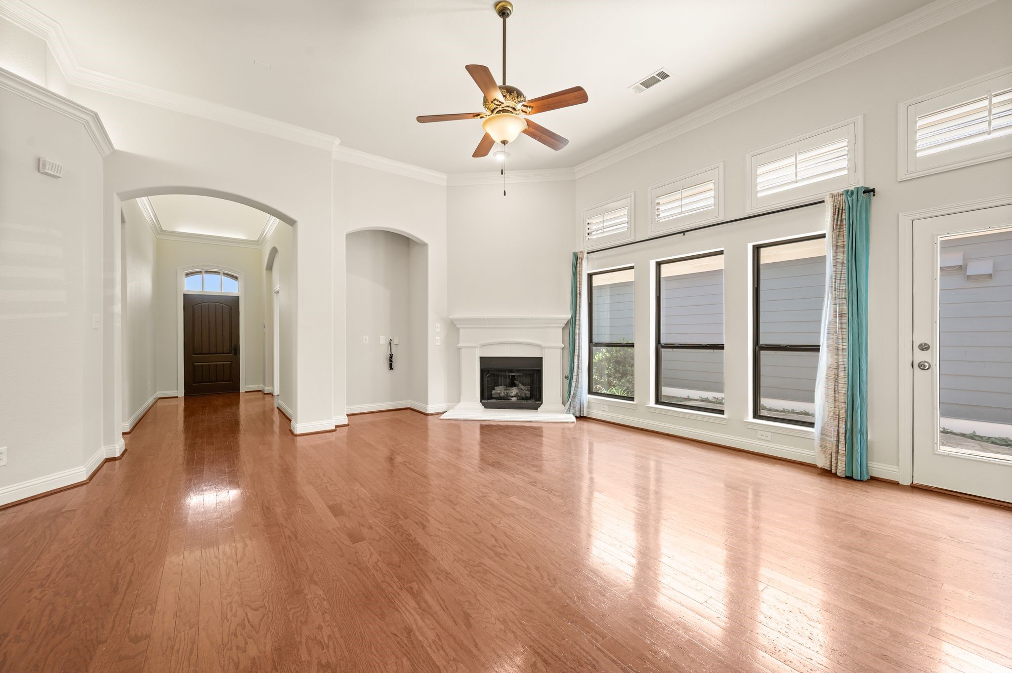 6109 Lake Way North Richland Hills TX 76180