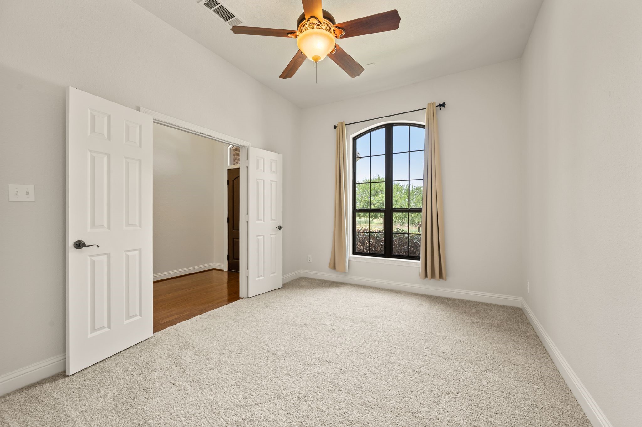 6109 Lake Way North Richland Hills TX 76180