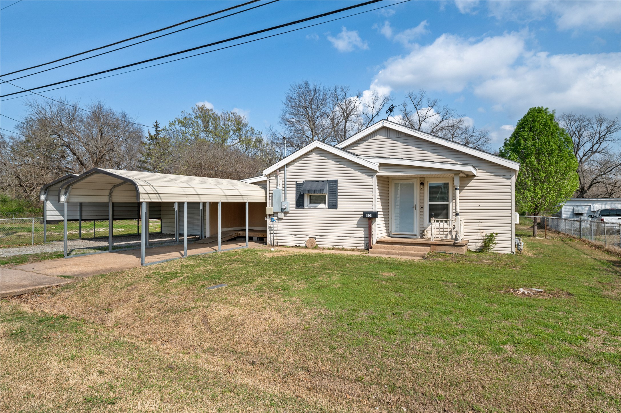 1304 Albert Broadfoot Street Bonham TX 75418