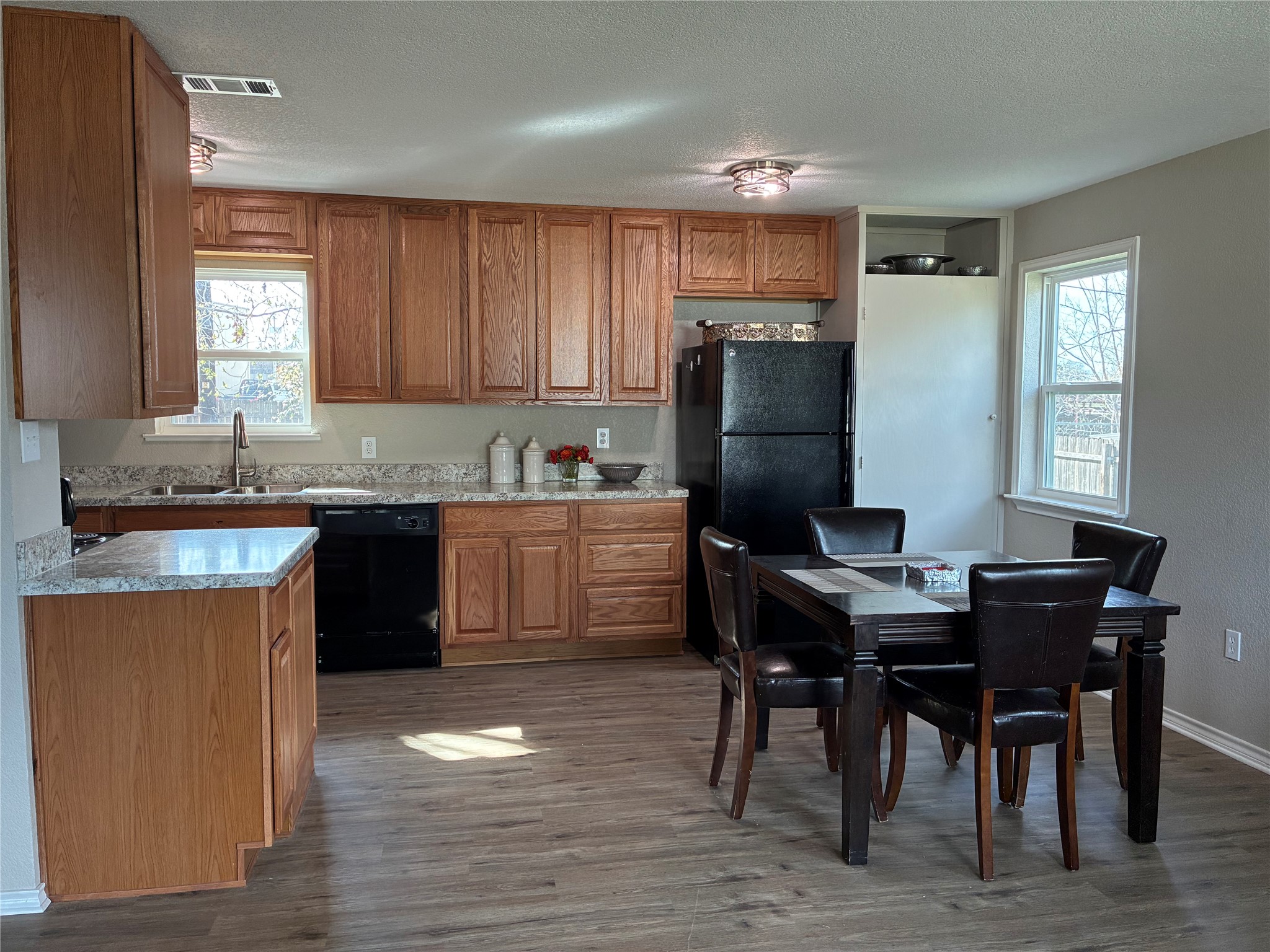 5066 E Highway 199 Springtown TX 76082