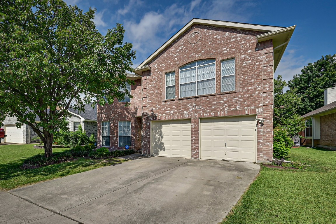 5710 Creekhollow Drive Arlington TX 76018