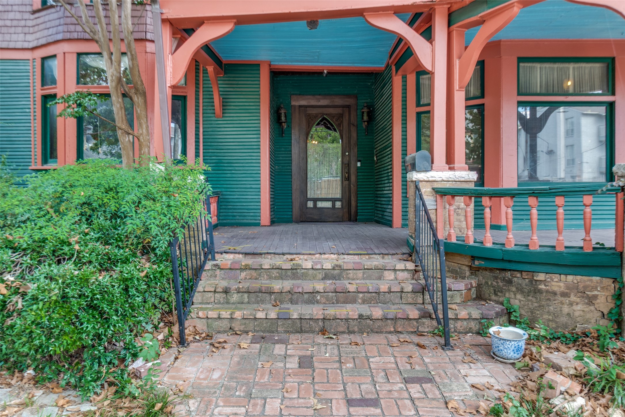 713 N Carroll Avenue Dallas TX 75246
