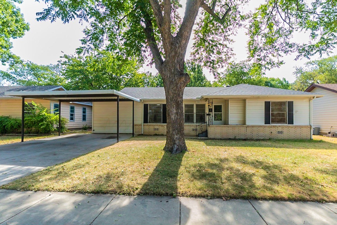 3544 Meadow Oaks Drive Haltom City TX 76117