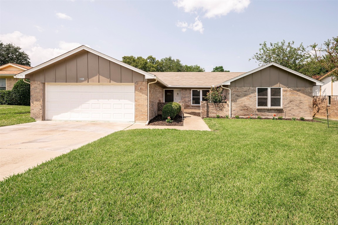 8221 Pearl Street North Richland Hills TX 76180