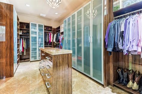 17704 Cedar Creek Canyon Drive Dallas TX 75252