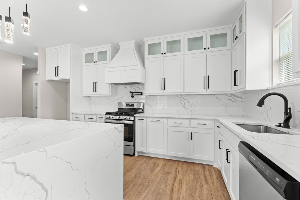 1540 Gardenside Drive Dallas TX 75217