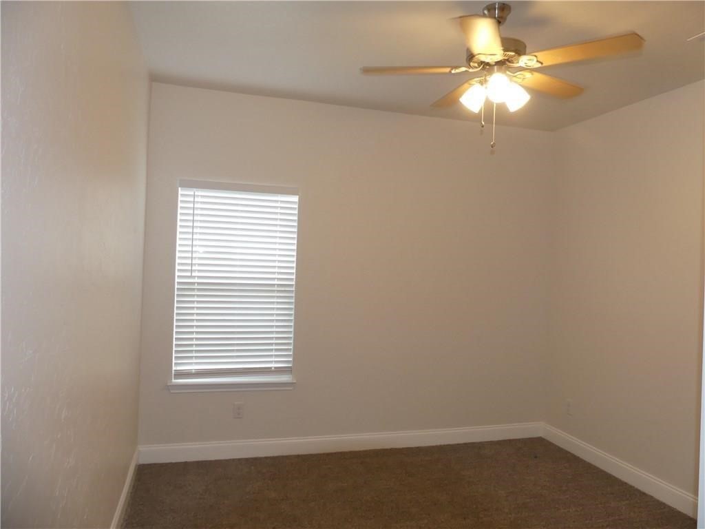 1122 Oneal Street Greenville TX 75401