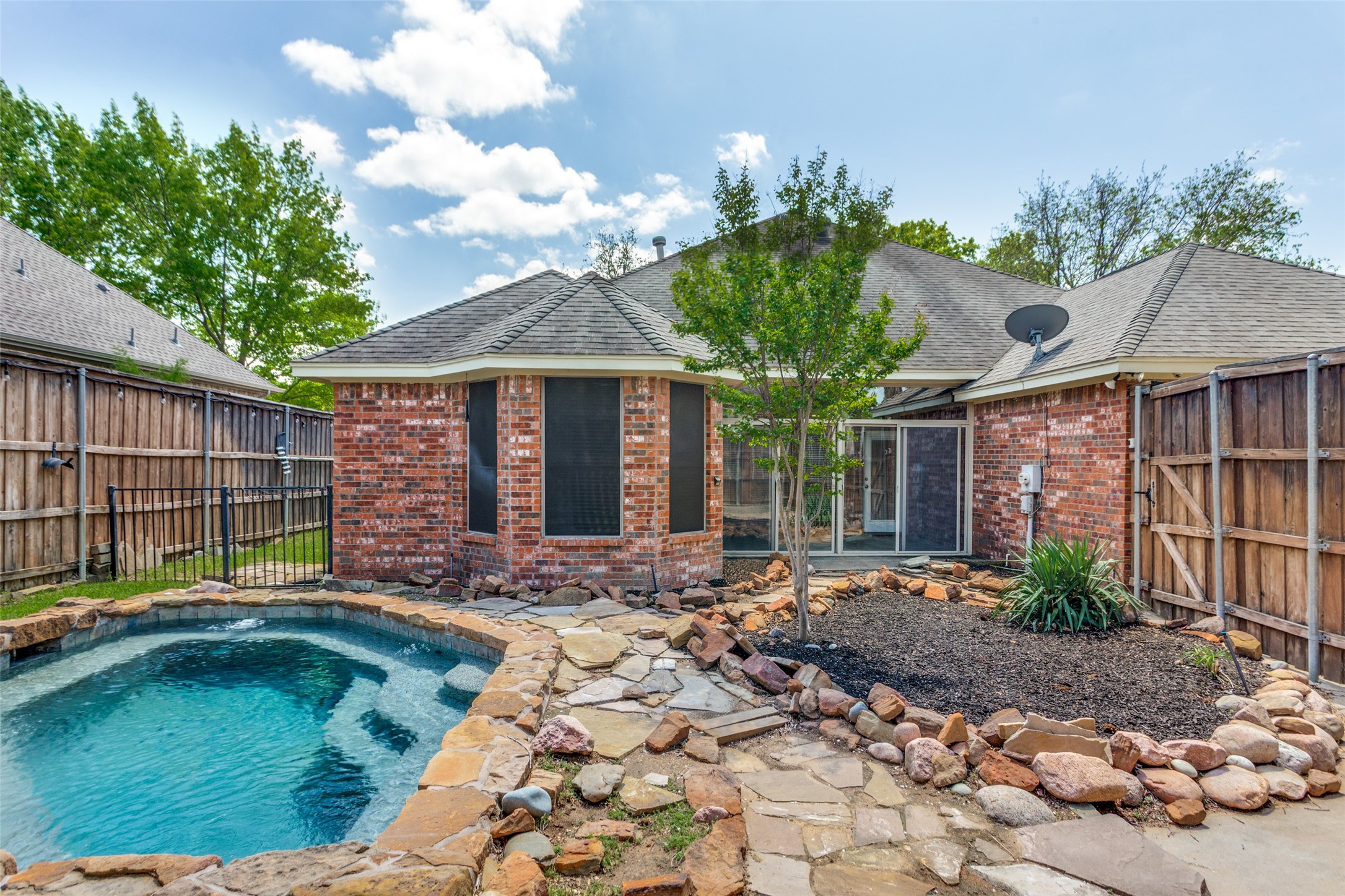 7901 Chaddington Drive North Richland Hills TX 76182