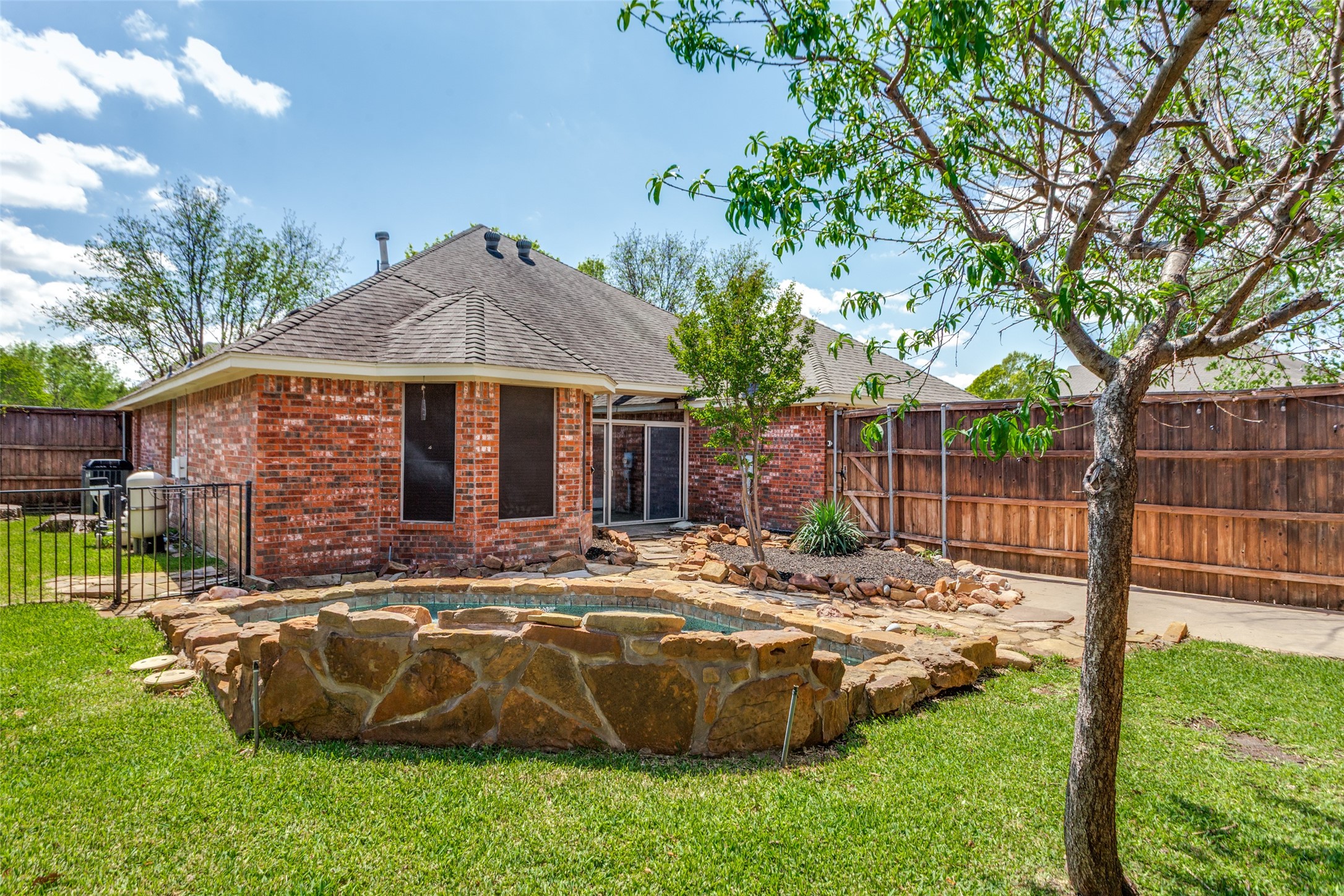 7901 Chaddington Drive North Richland Hills TX 76182
