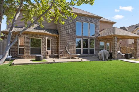 912 Danbury Drive Desoto TX 75115