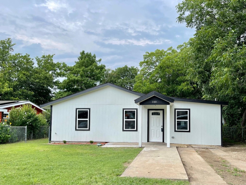 309 Norwich Lane Mesquite TX 75149