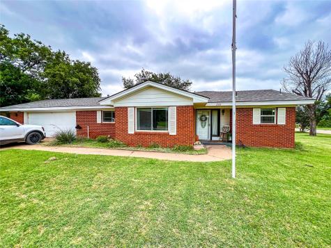 2131 Avenue O Anson TX 79501
