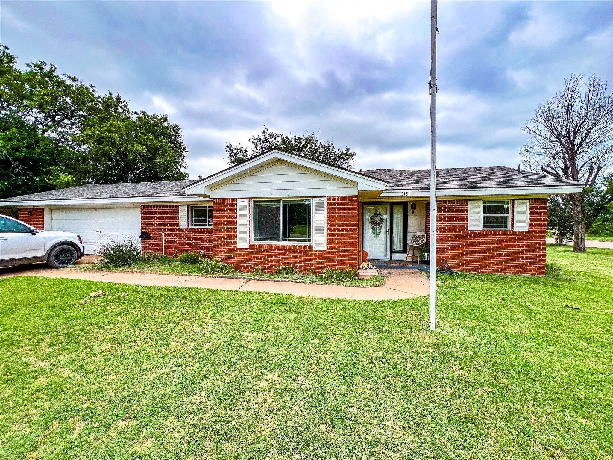 2131 Avenue O Anson TX 79501