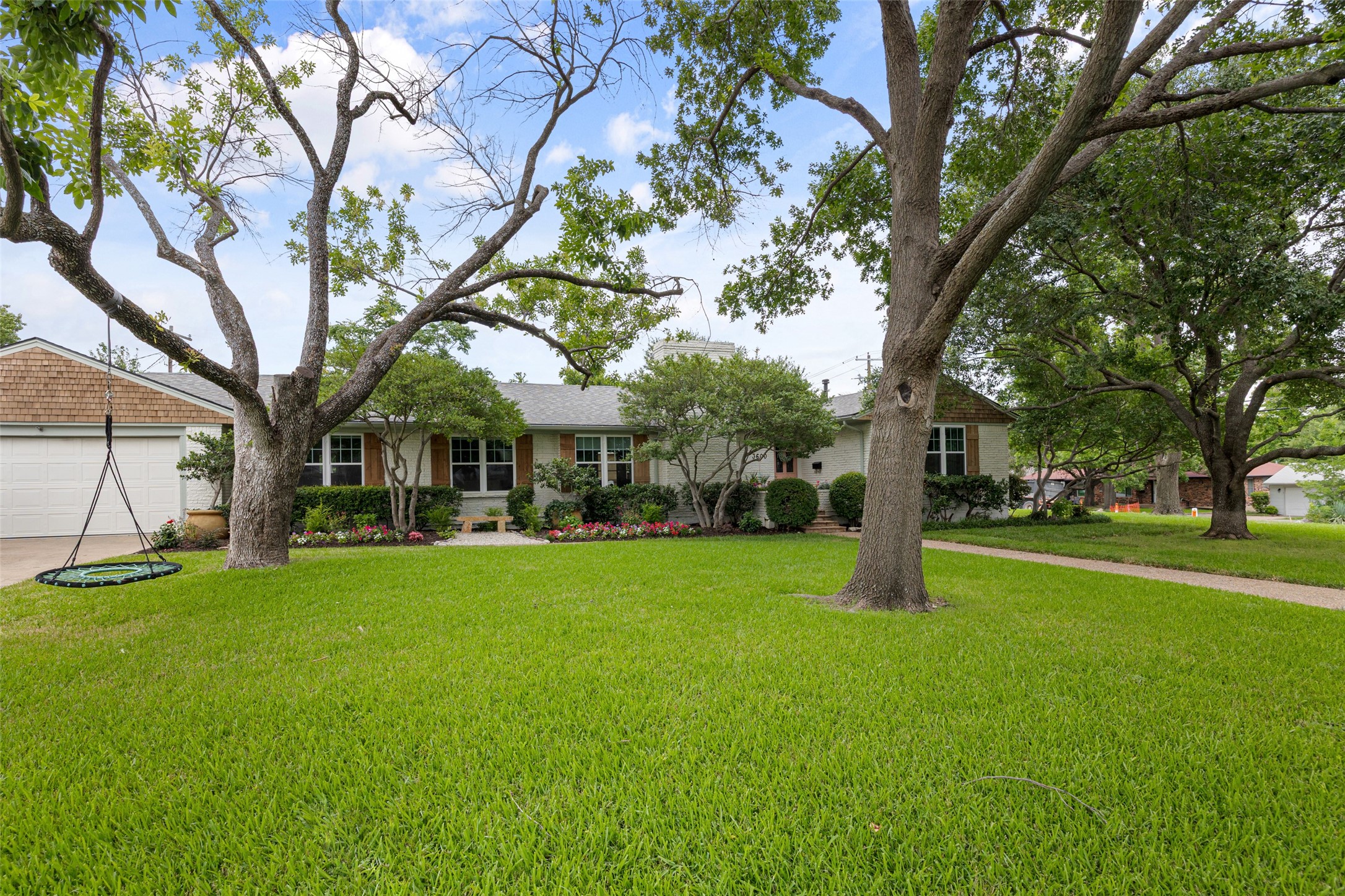 3600 Manderly Place Fort Worth TX 76109