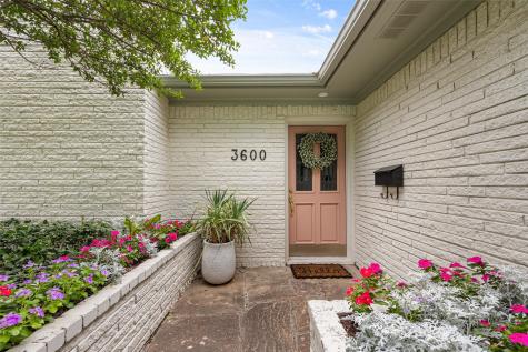 3600 Manderly Place Fort Worth TX 76109