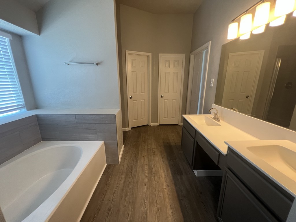 704 Inglewood Trail Desoto TX 75115