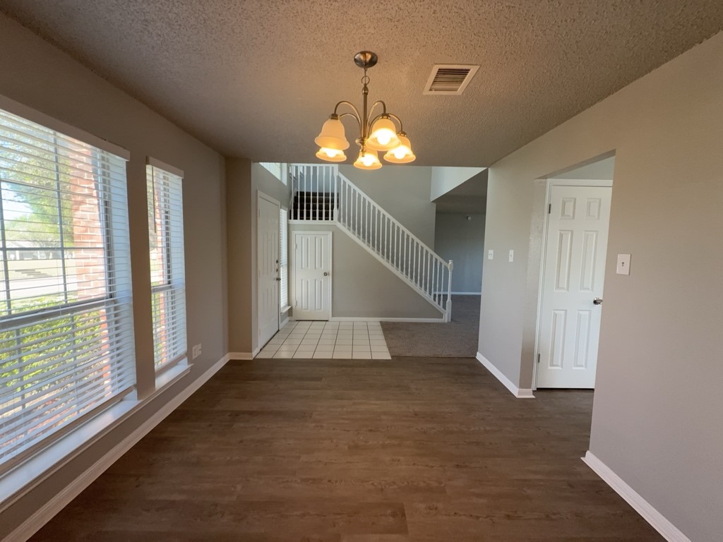 704 Inglewood Trail Desoto TX 75115