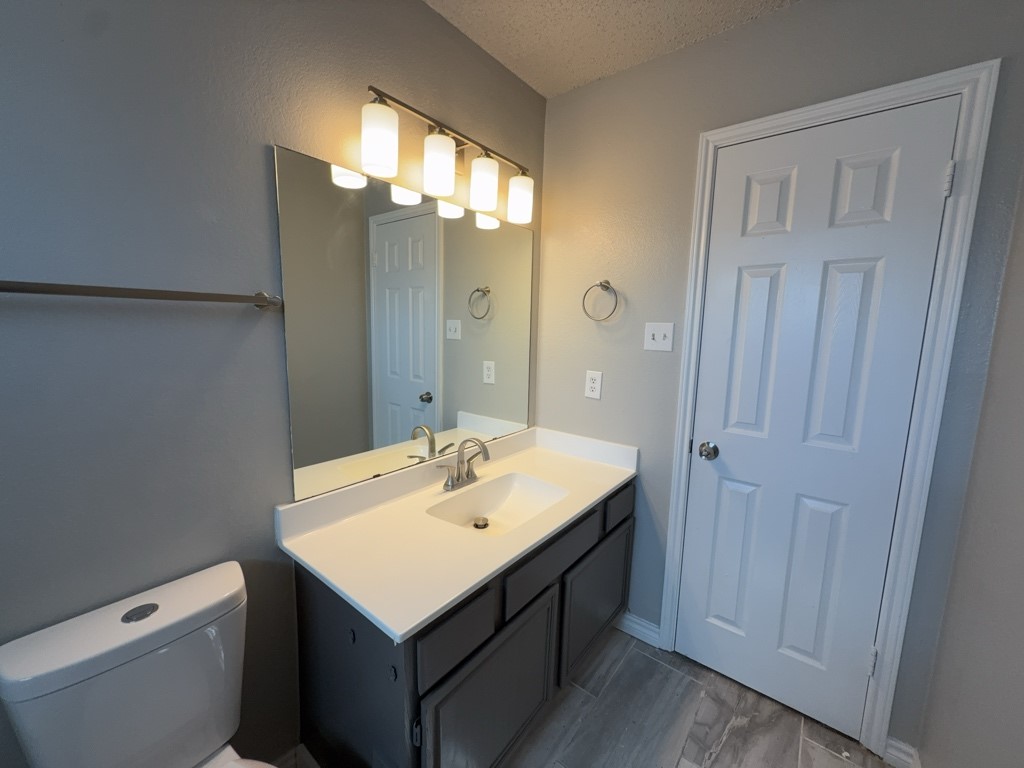704 Inglewood Trail Desoto TX 75115