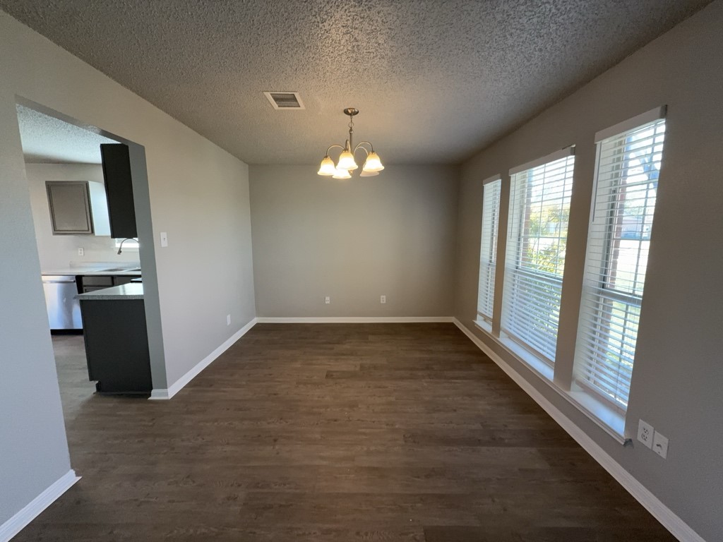 704 Inglewood Trail Desoto TX 75115